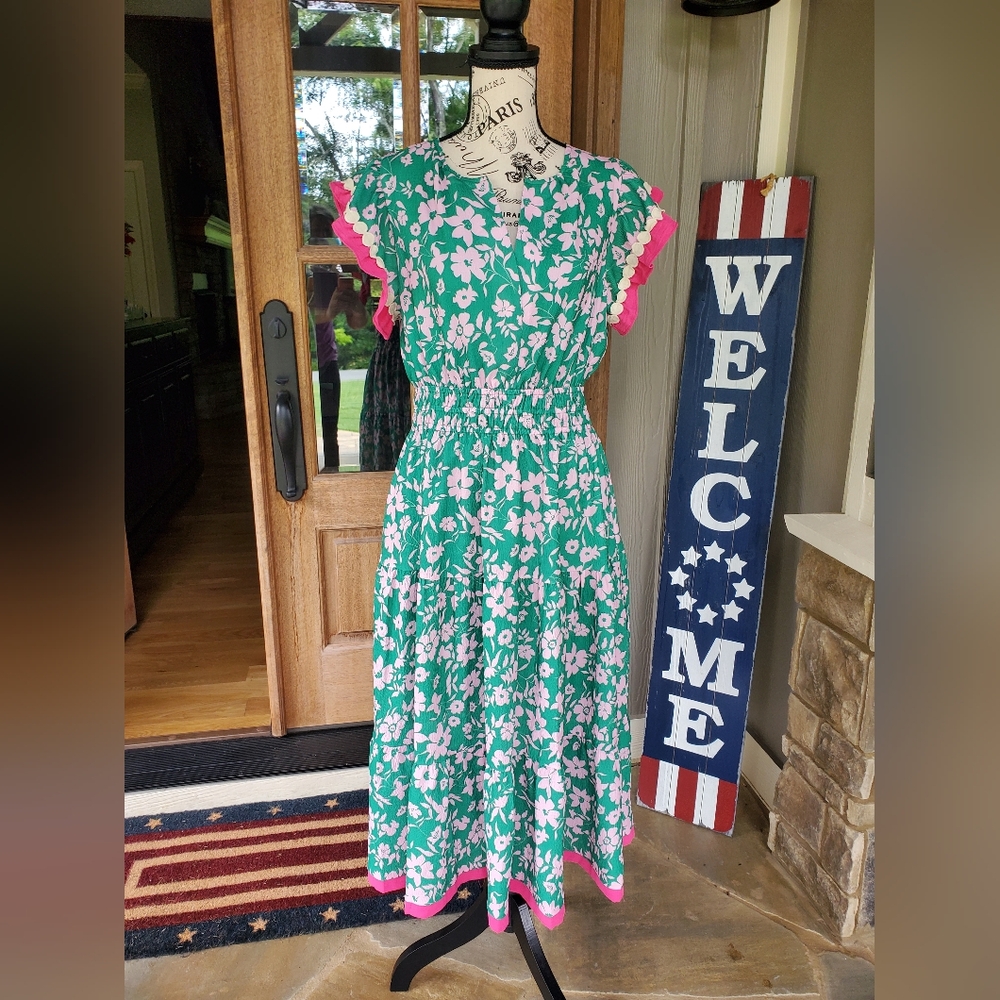 Gorgeous Floral Midi Dress-NWT